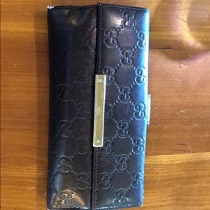 Gucci wallet leather